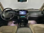 Toyota Land Cruiser-15