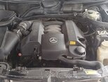 Mercedes E 240-6
