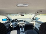 Hyundai Elantra-12