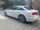 Audi A6-4