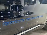 Jeep Grand Commander-14