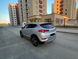 Hyundai Tucson-12