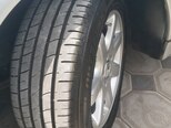 Mercedes E 200-11