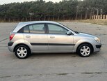 Kia Rio-5