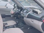 Mitsubishi L200-6