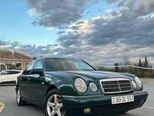 Mercedes E 220-1