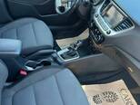 Hyundai Accent-11
