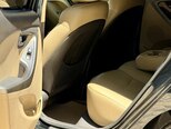 Hyundai Elantra-11
