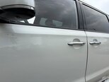 Kia Carnival-10