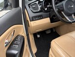 Kia Carnival-14