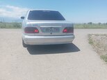 Mercedes E 220-8