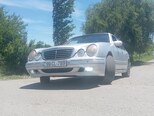 Mercedes E 220-4