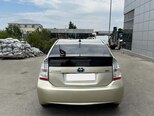 Toyota Prius-2