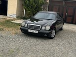 Mercedes E 230-5