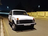 LADA (VAZ) Niva-12