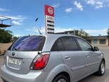 Kia Rio-5