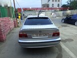 BMW 528-2