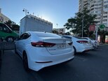 Hyundai Elantra-14