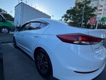 Hyundai Elantra-9