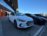 Hyundai Elantra-16
