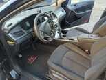 Hyundai Sonata-19