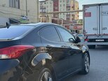 Hyundai Elantra-7