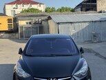 Hyundai Elantra-1