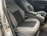 Toyota Prius-12