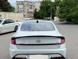 Hyundai Sonata-8