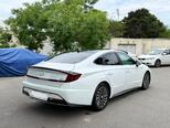 Hyundai Sonata-10