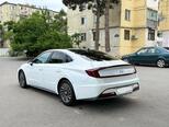 Hyundai Sonata-6