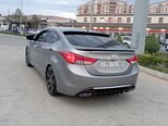 Hyundai Elantra-4