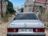 Mercedes 190-2
