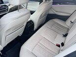 BMW 530e-10