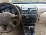 Nissan Sunny-11