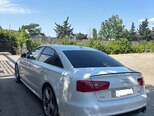 Audi A6-4