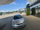 Hyundai Elantra-1