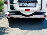 Mitsubishi Pajero-6
