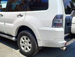 Mitsubishi Pajero-3
