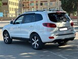 Hyundai Santa Fe-5