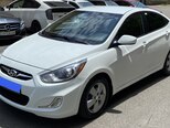 Hyundai Accent-2