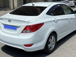Hyundai Accent-3