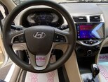 Hyundai Accent-10