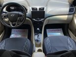Hyundai Accent-14