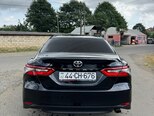Toyota Camry-3