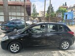 Nissan Tiida-5