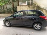 Nissan Tiida-11