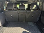 Land Rover Defender-7