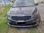 Kia Carnival-1