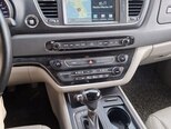 Kia Carnival-5
